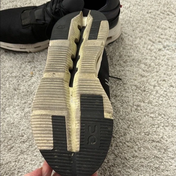 On Running Men's Black and White Sneakers - Picture 2 of 4